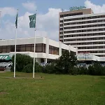 Holiday Inn Bratislava Отель 4*