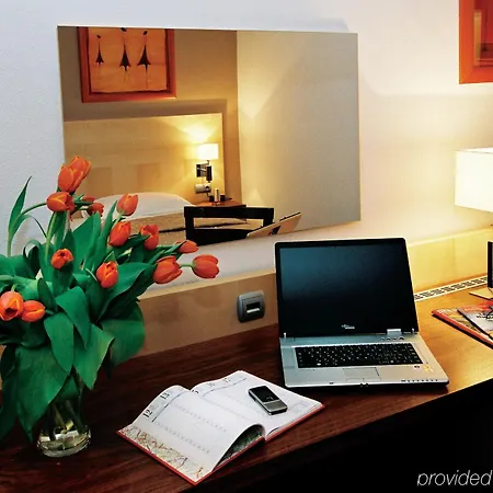 Holiday Inn Bratislava Ξενοδοχείο 4*