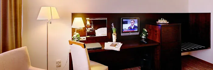 هوليداي إن براتيسلافا فندق