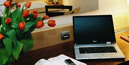 Hotell Holiday Inn Bratislava 4*