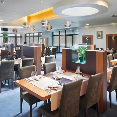 Holiday Inn Bratislava Hotel 4*