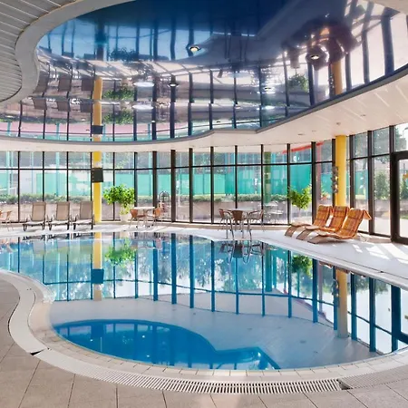 Holiday Inn Bratislava Hotell