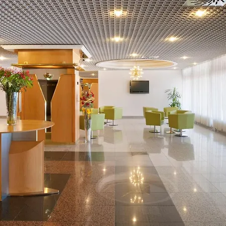 Holiday Inn Bratislava Hotell